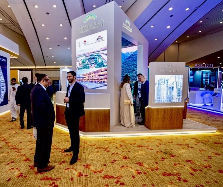 “طيبة للاستثمار” الراعي المؤسس والبلاتيني في قمة مستقبل الضيافة بالرياض 2024