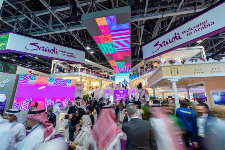 SAUDI SHOWCASES SPECTACULAR SUMMER ESCAPESAT ARABIAN TRAVEL MARKET 2024