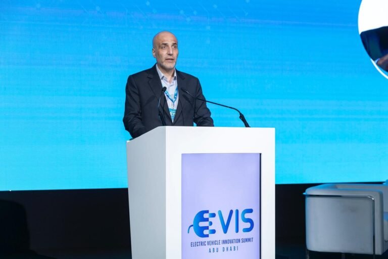 شريف العلماء يفتتح EVIS 2024.. ما تريد معرفته عن مستقبل النقل الكهربائي في الإمارات (صور) ..ترفيه و منوعات