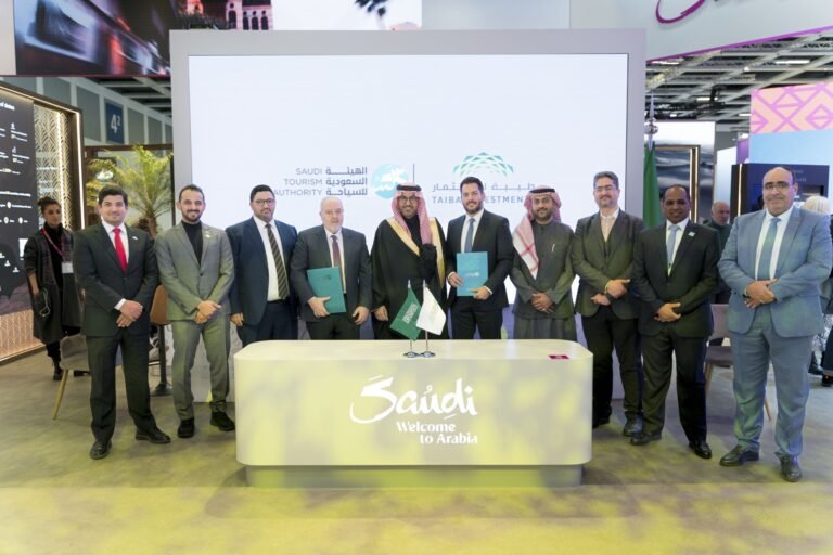 “الهيئة السعودية للسياحة” و”طيبة للاستثمار” توقعان مذكرة تفاهم لتعزيز حركة السيّاح الصينيين في المملكة