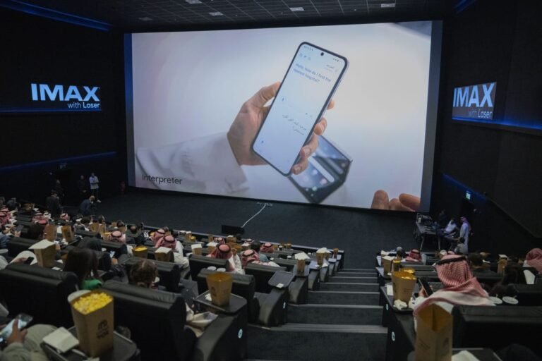 Samsung Unveils its Latest Foldable Devices in Riyadh