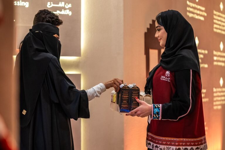 مبادرة “عام الإبل” في موسم جدة.. تاريخ وثقافة وماضٍ أصيل