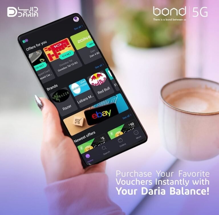 Daria BOND Smartphone draws a large number of customers