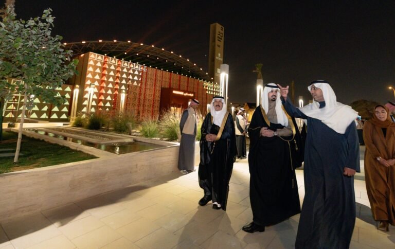 أمين منطقة الرياض يفتتح “واحة التحلية” ضمن سلسة واحات الرياض