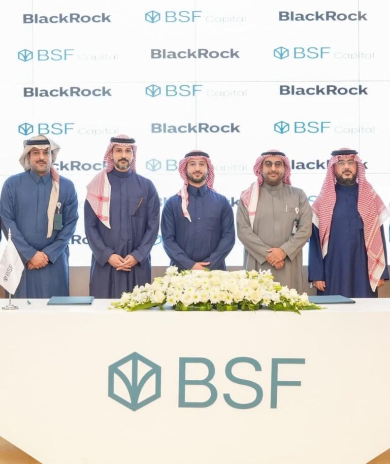 السعودي الفرنسي كابيتال” BSF Capital ” توقع اتفاقية مع بلاك روك لتقديم حلول استثمارية مبتكرة في المملكة.