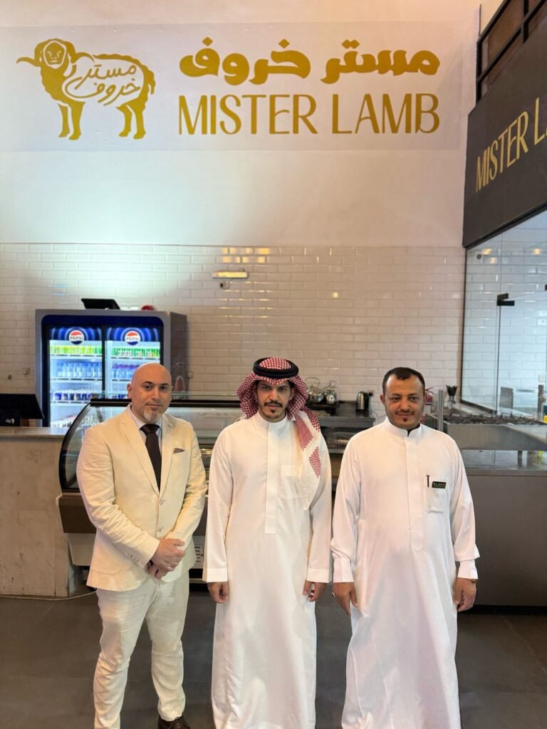 “مستر خروف” يفتتح أول فروعه بالرياض