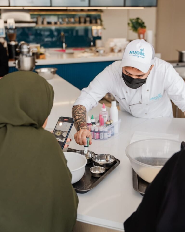 تجارب طهي استثنائية لأشهى الأطباق الفاخرة حصرياً من “هوم كوليناري كانفاس” و “لو كوردون بلو” في دبي
