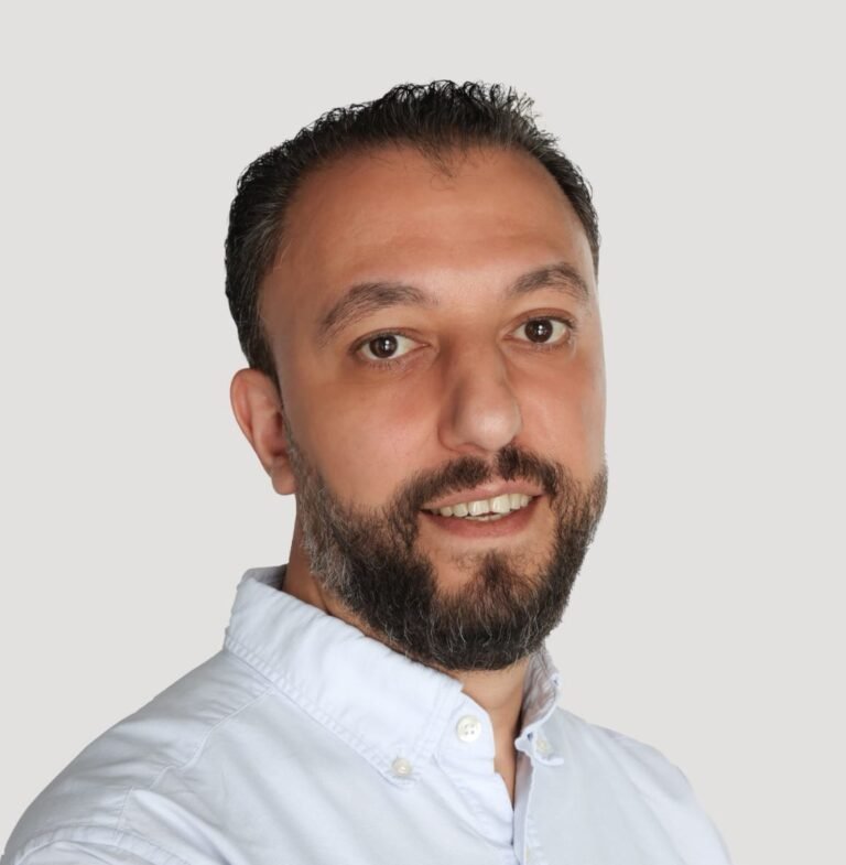 تعرف على ابتكارات سامسونج في التطور التكنولوجي: لقاء مع أحمد الرمحي حول مستقبل تكنولوجيا التلفزيونات