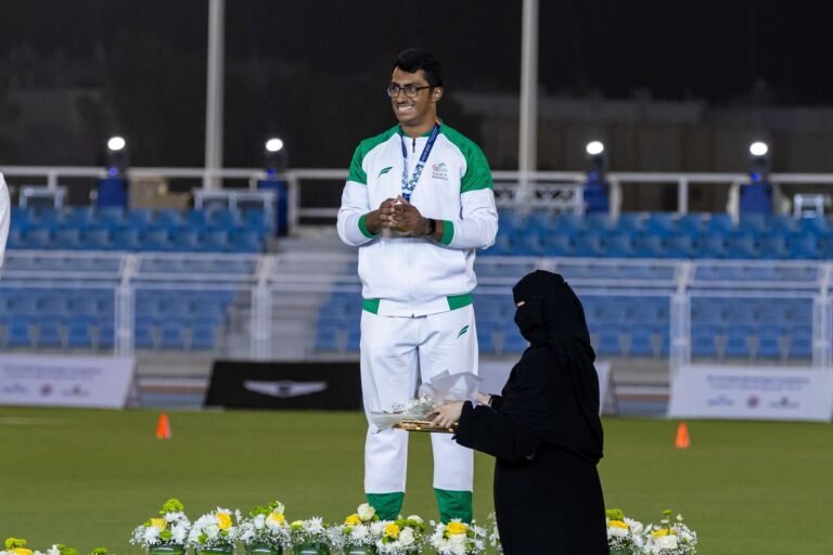 محمد سراج الزاير يحصد أول ذهبية آسيوية في رمي المطرقة
