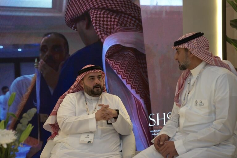 شركة “الحسام للسياحة” تفوز بجائزة “لبّيتم” للتميّز في خدمات ضيوف الرحمن خلال منتدى العمرة والزيارة 2025