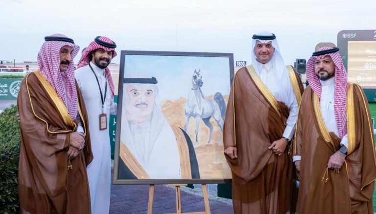 الراشد : حققنا أهدافنا ..وهذا سر دعم زوجتي لجائزة السيدات