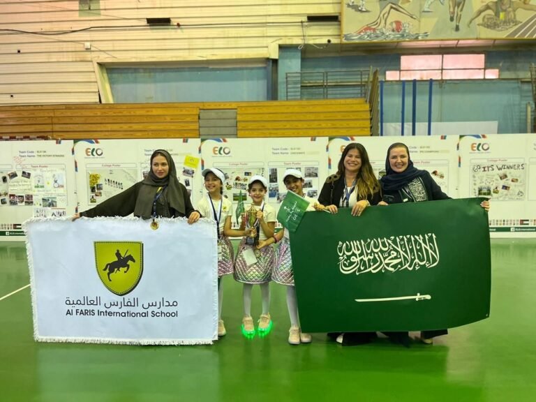 (الفارس العالمية) تحصد المركز الأول كأفضل مشروع في أولمبياد اللغة الإنجليزية ELO 2025