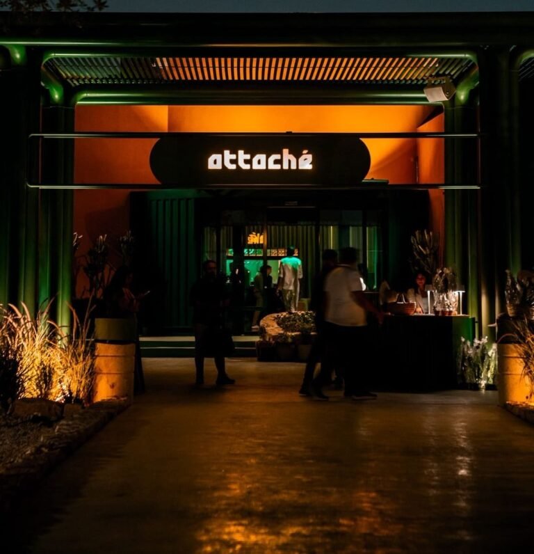 A Summer Escape to attaché Lounge