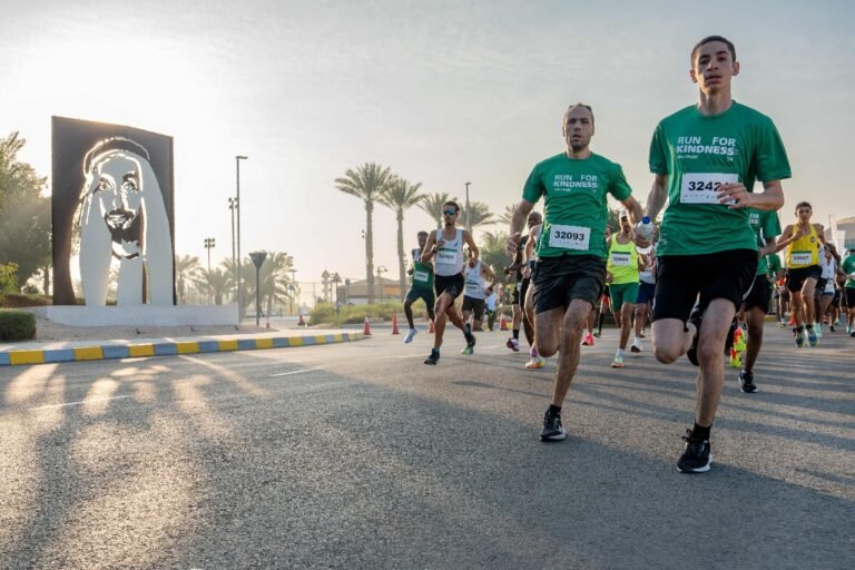 فتح باب التسجيل لماراثون هوايرو سور الصين العظيم وسباق زايد الخيري 2025