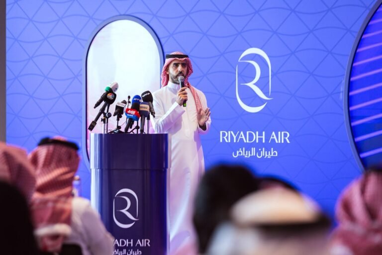 طيران الرياض يُعلن إطلاق أولى رحلاته إلى لندن في 26 أكتوبر ويكشف عن برنامج الولاء المبتكر “سفير”