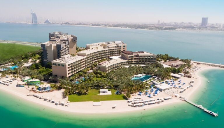 فندق وأجنحة ريكسوس النخلة دبي يرحّب بموسمٍ جديد من النشاطات الترفيهية والرياضية وتجارب الرفاهية الفاخرة خلال شهر أكتوبر
