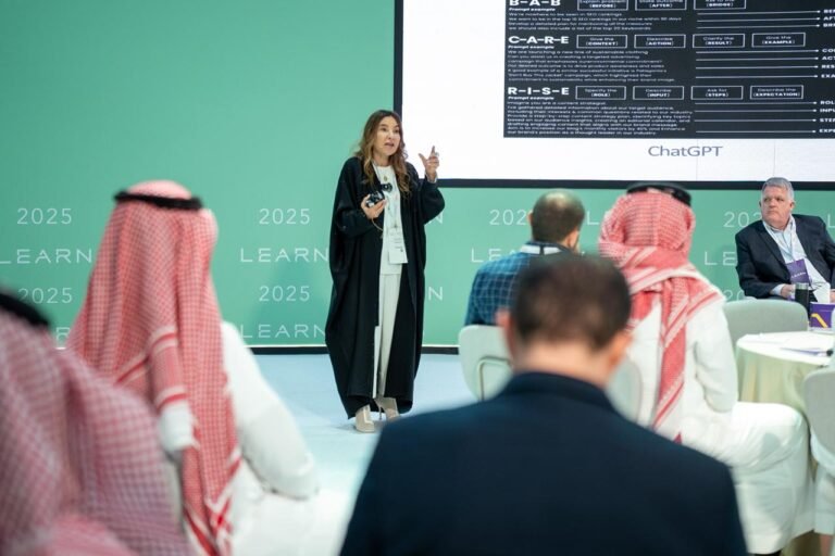 افتتاح أعمال مؤتمر LEARN 2025 بمشاركة 205 متحدثين و65 جهة محلية ودولية