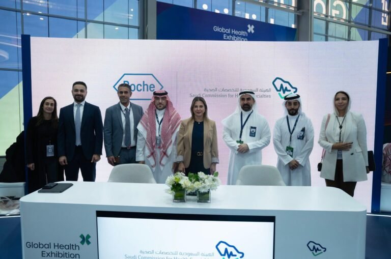 “روش السعودية” و”الهيئة السعودية للتخصصات الصحية” تبرمان مذكرة تفاهم استراتيجية لتطوير الكفاءات المهنية في البحوث السريرية بالمملكة
