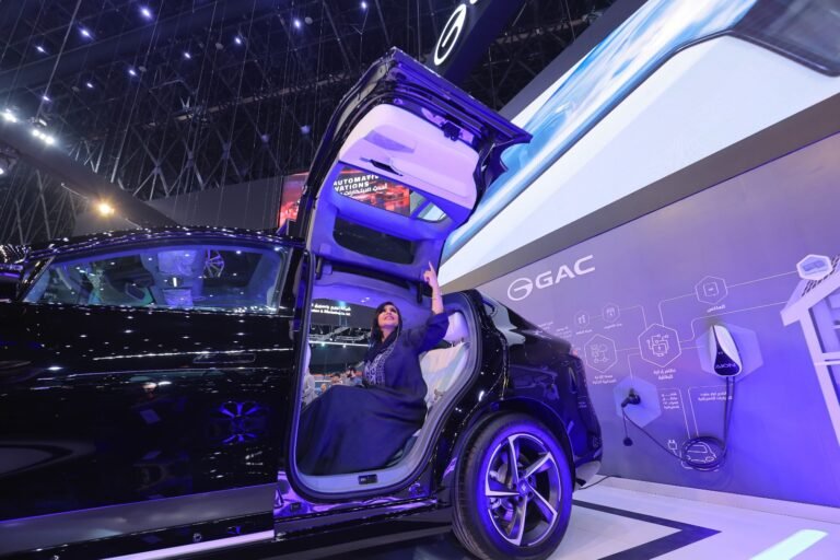 الجميح جي أيه سي تدشن علامتي AION وHYPTEC الكهربائيتين في السوق السعودي