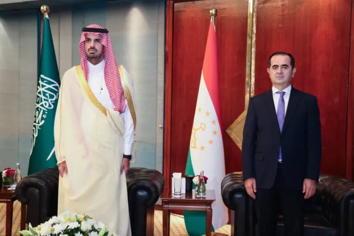 نيابةً عن أمير منطقة الرياض…  أمين المنطقة يشهد احتفال سفارة طاجيكستان بالذكرى الـ35 للاستقلال