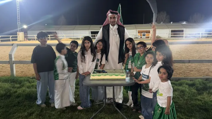 6 9 فارسًا و96 حصانًا يحتفون باليوم الوطني الـ96